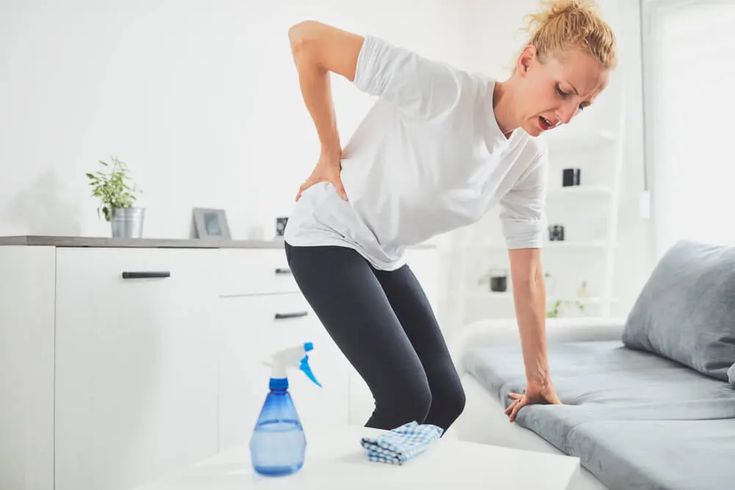Dear Housewives, Do Your Knees Hurt After Mopping? — What Your Joints Are Telling You