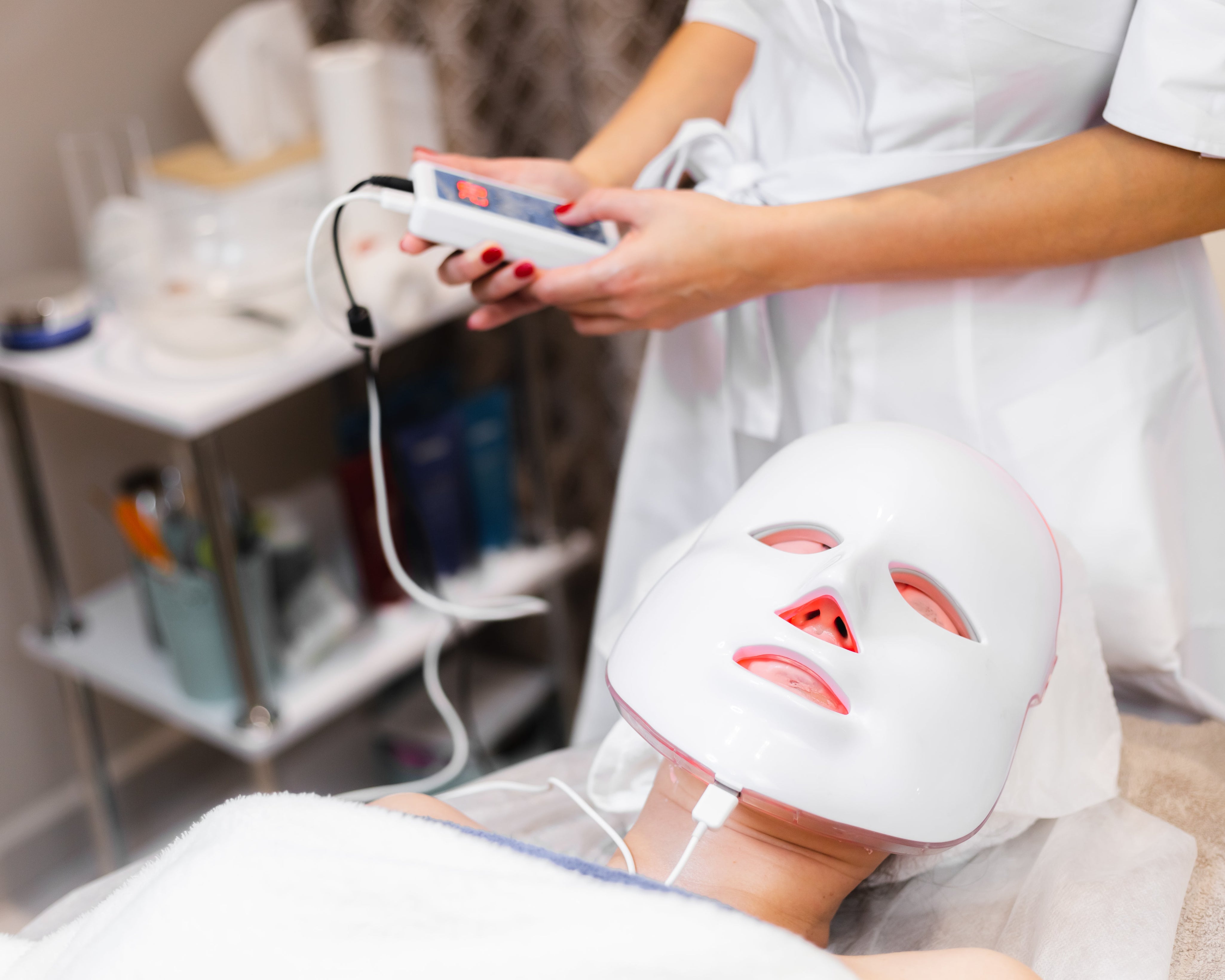 Red Light Therapy for Glowing Skin—Miracle or Marketing Hype?